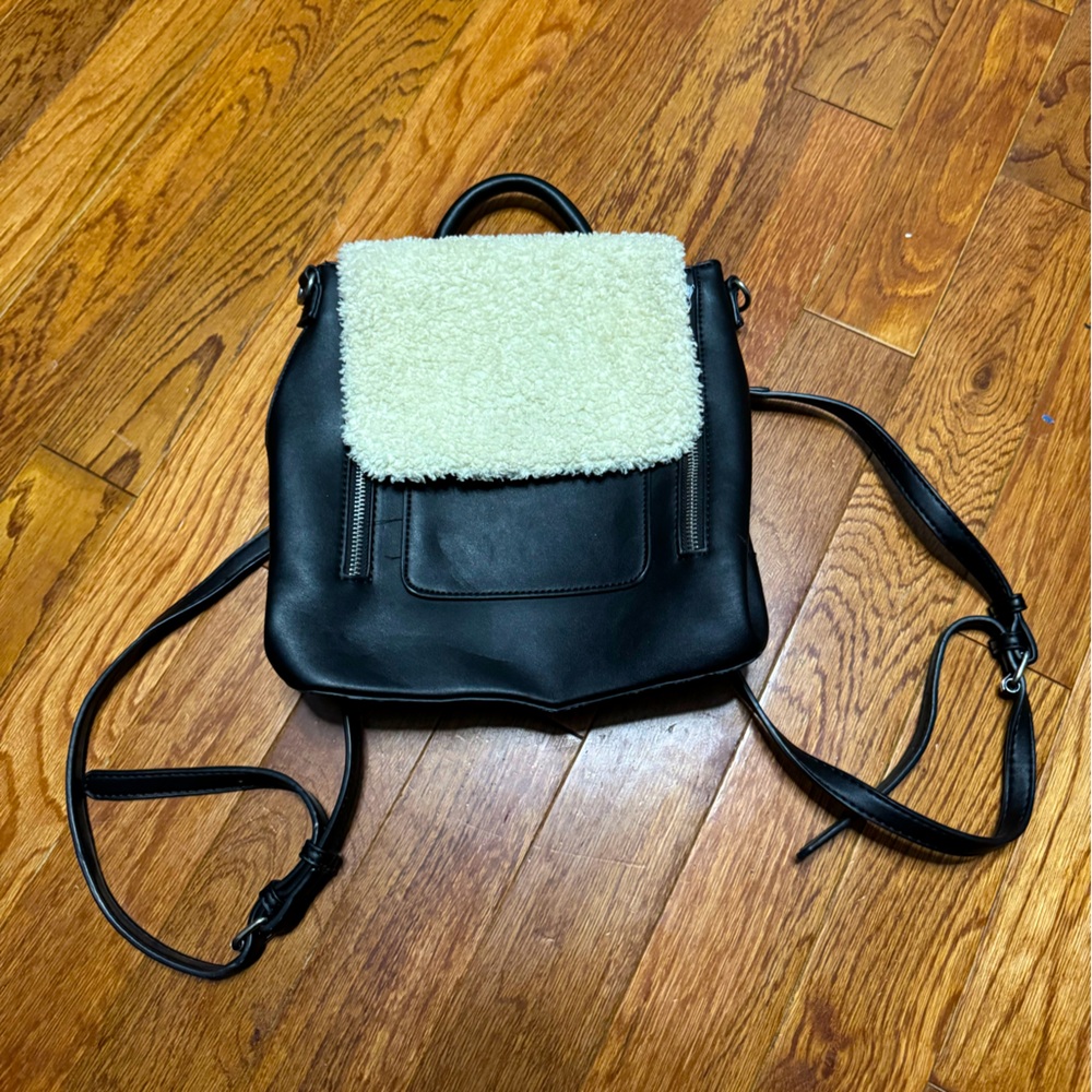 Black Purse